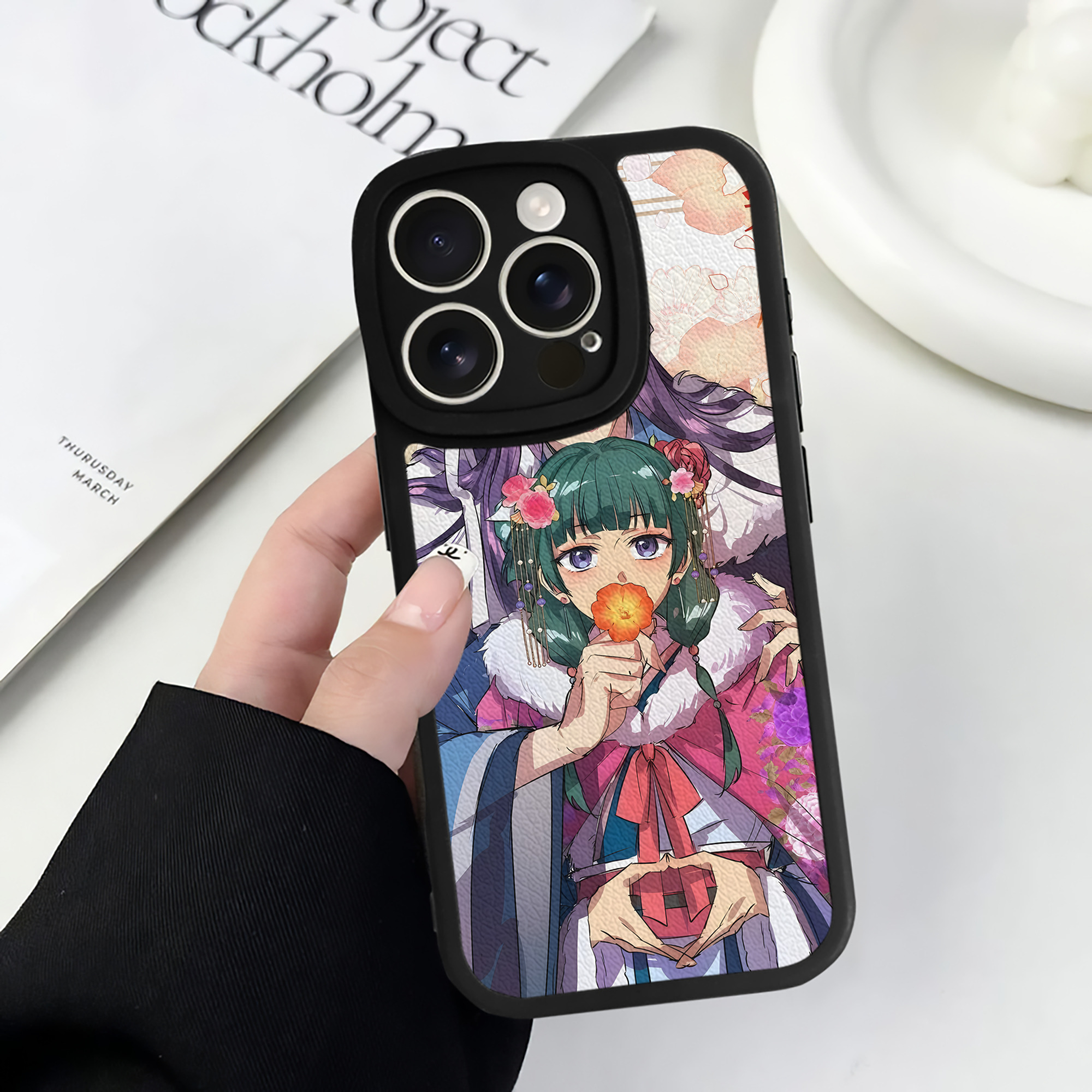 （画像用） 薬屋のひとりごと The Apothecary Diaries 【iPhone 16シリーズ対応】シリコンスマホケース（レザー調） 材質：シリコン